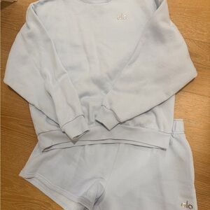 ALO Yoga Soft Blue Accolade Sweatshirt and Shorts Set